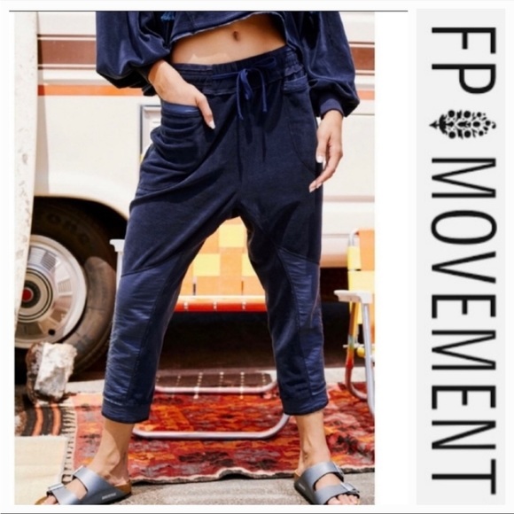 FP Movement Let It Go velour set - Picture 3 of 7